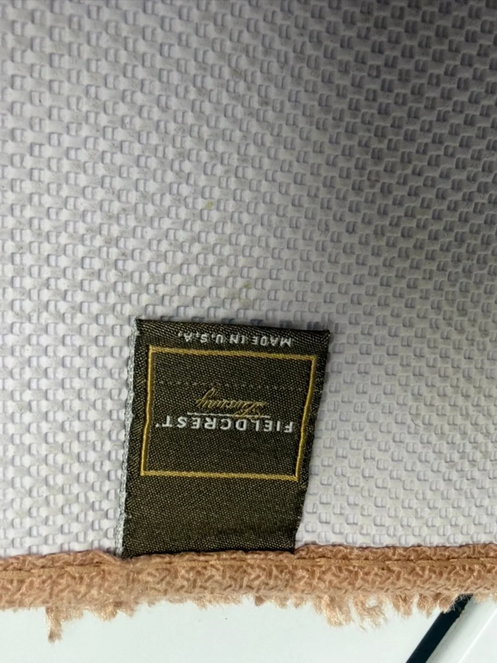 Fieldcrest Peach-Tone Plush Bath Mat with Branded Tag 34x21”